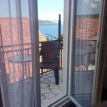 Konukevi Inara